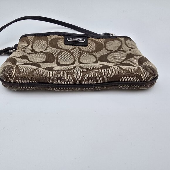 Coach Signature Brown Wristlet Pouch Bag With Zipper Closure & Strap - Picture 3 of 6